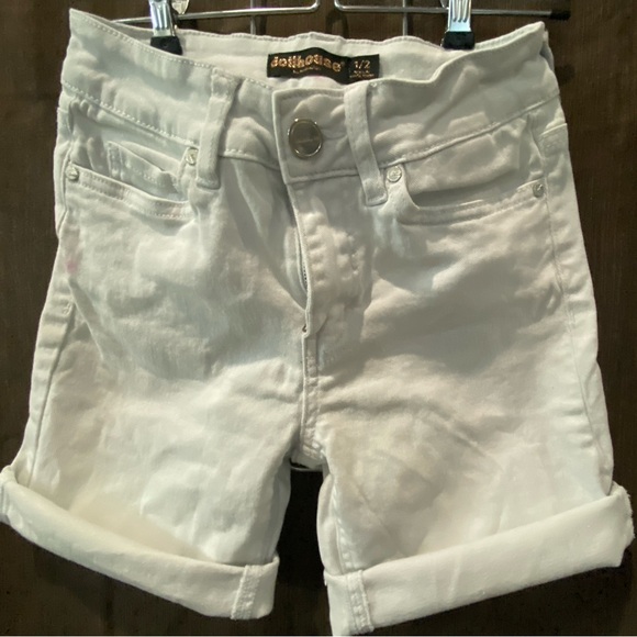 Dollhouse Juniors Frayed Hem Bermuda Shorts - Size 1/2 - Picture 5 of 5